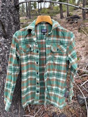 Patagonia Green Cream Orange Plaid Flannel Shirt XS